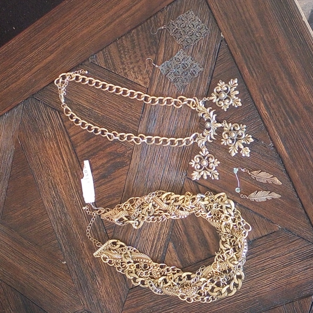 Jewelry Bundle - Picture 6 of 6